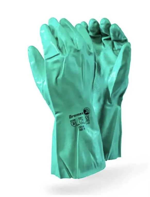 Green Nitrile Glove

This nitrile glove is designed to deliver optimal results in dry or wet environments. Fully reusable and comfortable. The cotton flock liner combines flexibilty of the nitrile film.

Applications: Handling harsh chemicals.